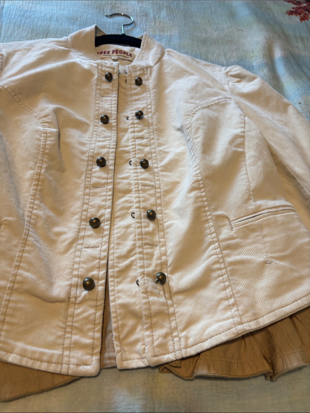 Jacket - Picture 3 of 4